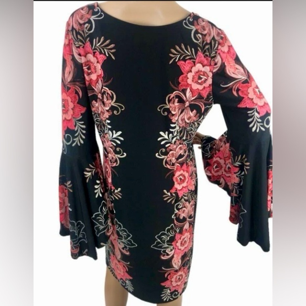 ROZ & ALI Black Floral Dress - Picture 2 of 4